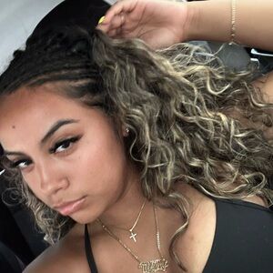 Meet your Posher, Tiffany